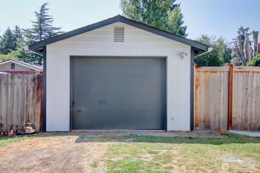 Property photo for 1509 S 7th Street S, Mount Vernon photo 16