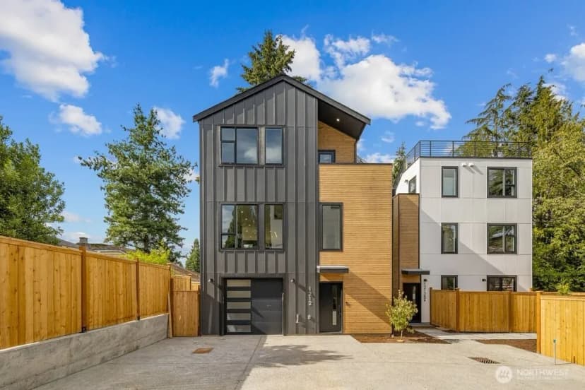 Property photo for 1212 Ne 100th Street, Seattle photo 38