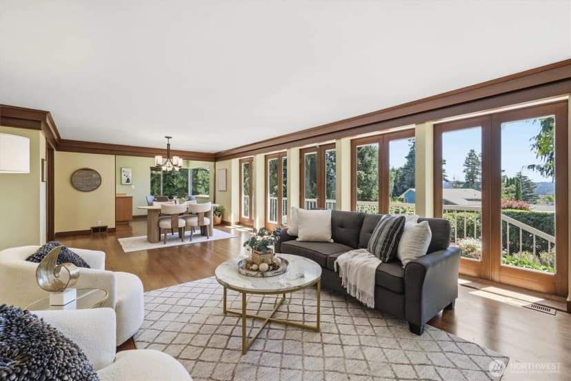 Property photo for 18540 63rd Avenue Ne, Kenmore photo 17