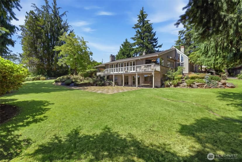 Property photo for 18540 63rd Avenue Ne, Kenmore photo 40