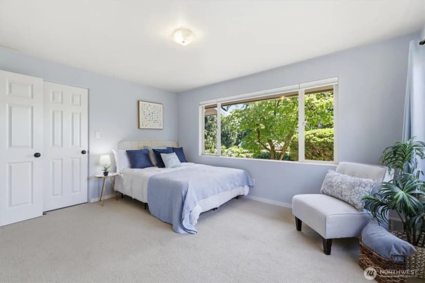 Property photo for 18540 63rd Avenue Ne, Kenmore photo 23