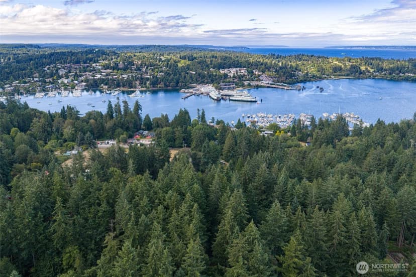 Property photo for 5320 New Sweden Avenue Ne, Bainbridge Island photo 8