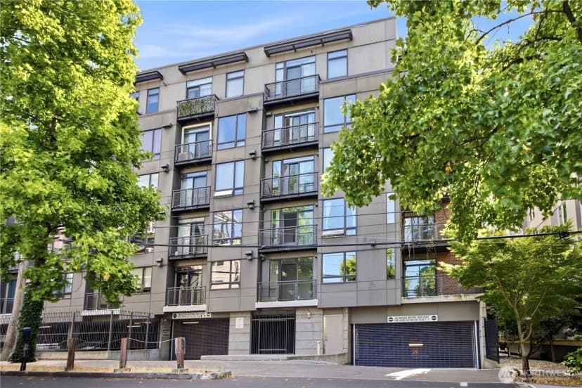 Property photo for 4547 8th Avenue Ne #311, Seattle photo 26