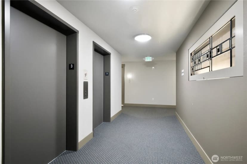 Property photo for 4547 8th Avenue Ne #311, Seattle photo 25