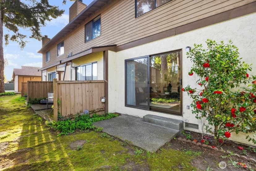 Property photo for 8017 Ne 177th Court #504, Kenmore photo 16
