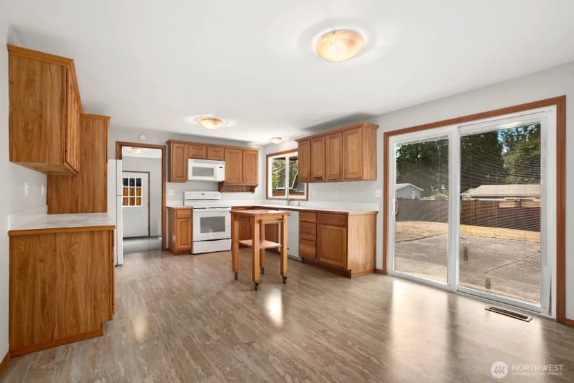 Property photo for 15441 Se 144th Place, Renton photo 14