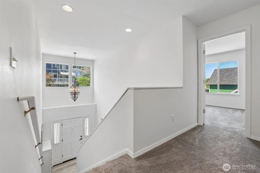 Property photo for 8139 4th Avenue Sw, Seattle photo 14