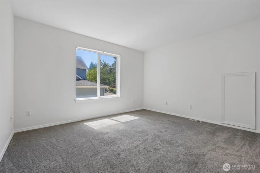 Property photo for 8139 4th Avenue Sw, Seattle photo 15