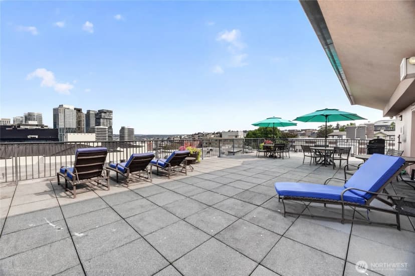 Property photo for 1323 Boren Avenue #212, Seattle photo 19