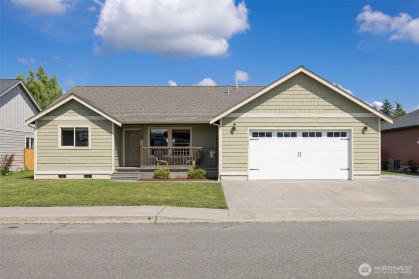 Property photo for 406 Amareen Court, Nooksack