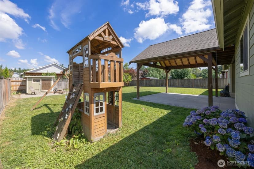 Property photo for 406 Amareen Court, Nooksack photo 34