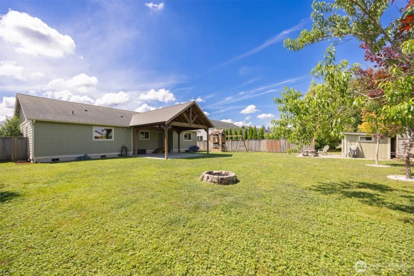 Property photo for 406 Amareen Court, Nooksack photo 38