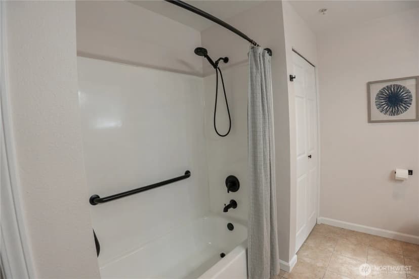 Property photo for 15300 112th Avenue Ne #b108, Bothell photo 22