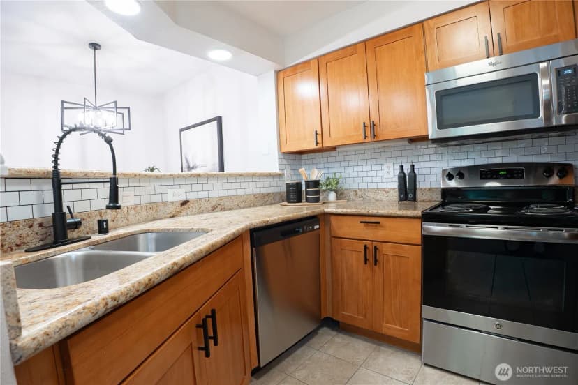 Property photo for 15300 112th Avenue Ne #b108, Bothell photo 7