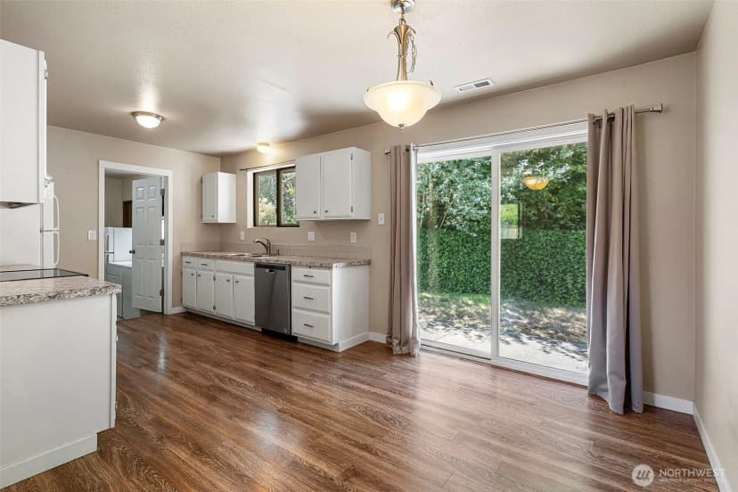 Property photo for 4708 Alameda Avenue W, University Place photo 6