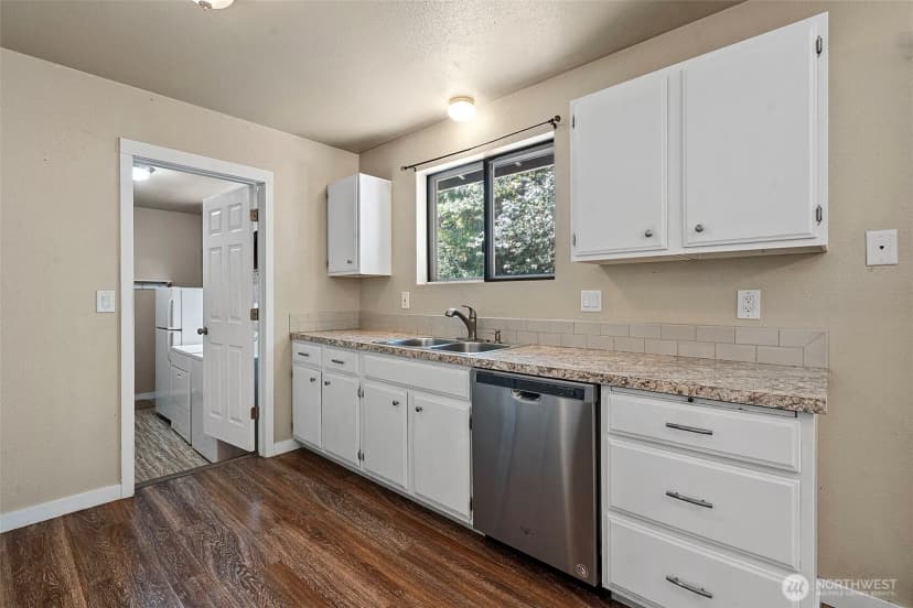 Property photo for 4708 Alameda Avenue W, University Place photo 12