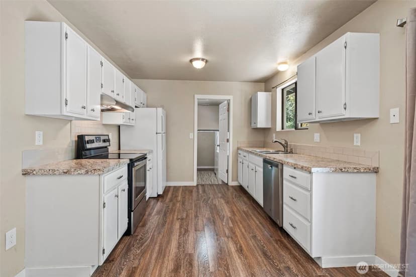 Property photo for 4708 Alameda Avenue W, University Place photo 8