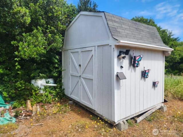 Property photo for 339 Sand Dune Avenue Nw, Ocean Shores photo 5