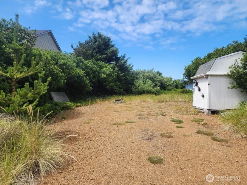 Property photo for 339 Sand Dune Avenue Nw, Ocean Shores photo 7