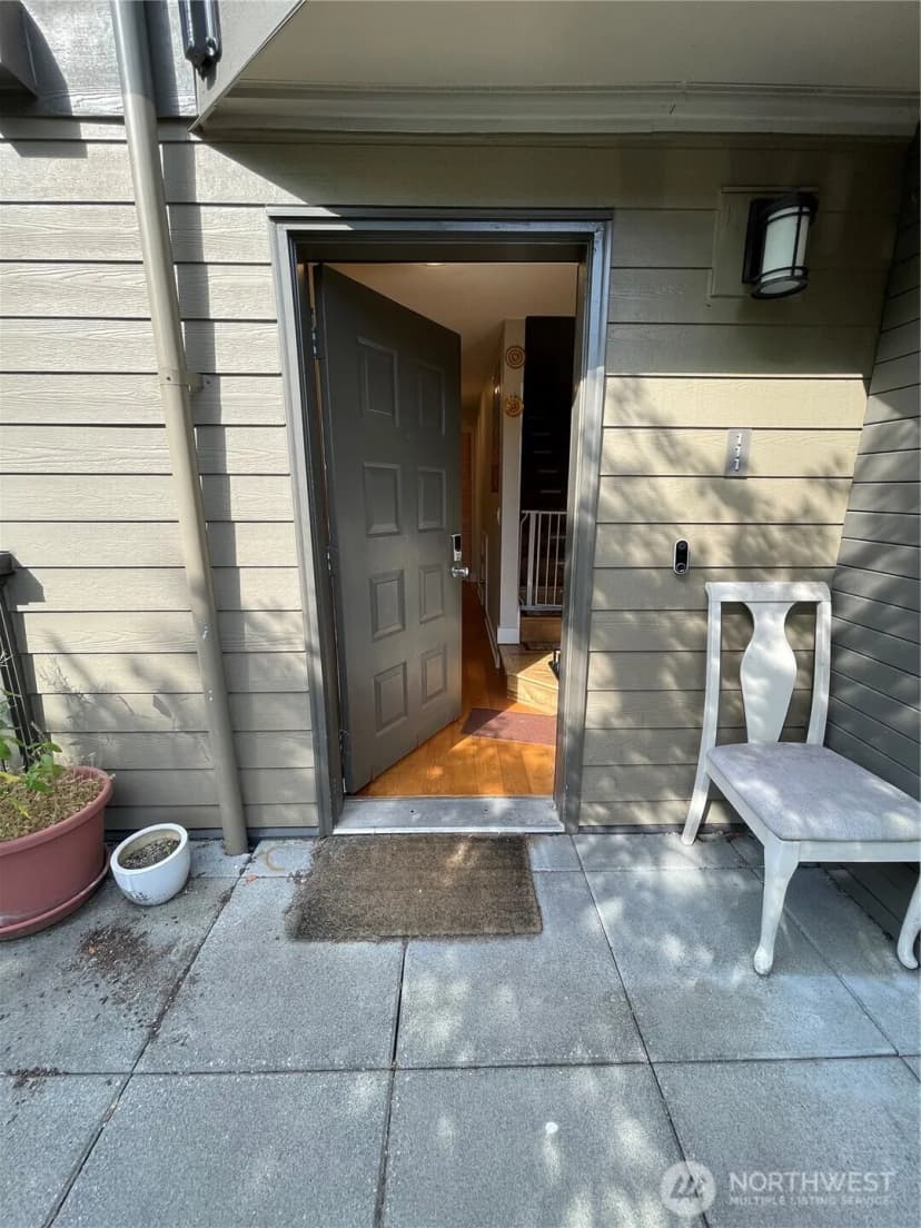Property photo for Address withheld, Redmond photo 27