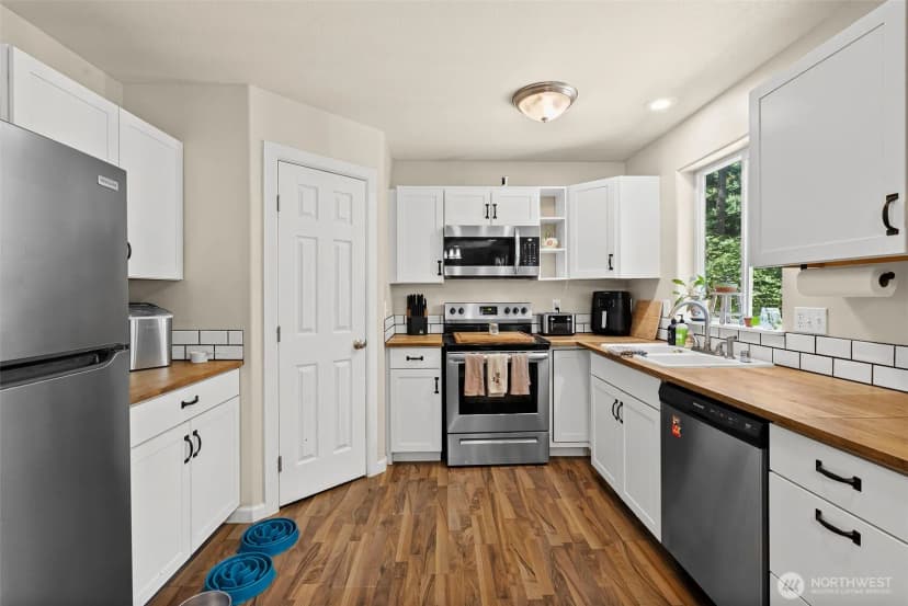 Property photo for 18102 Big Fir Court Se, Yelm photo 11