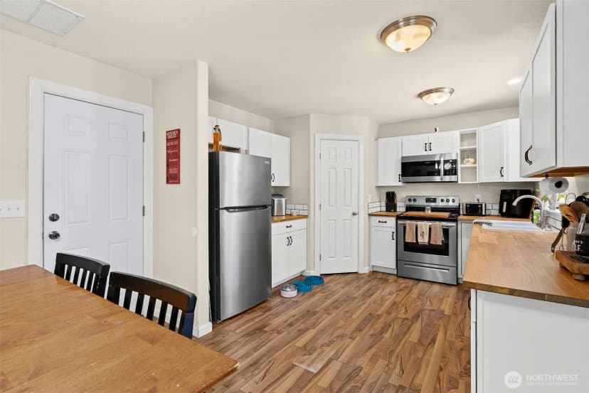 Property photo for 18102 Big Fir Court Se, Yelm photo 10
