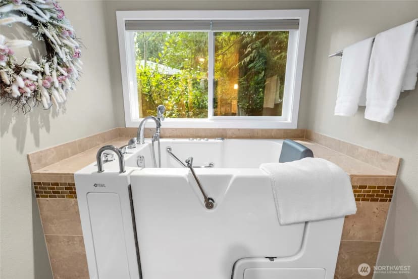 Property photo for 340 Snohomish Drive, La Conner photo 19