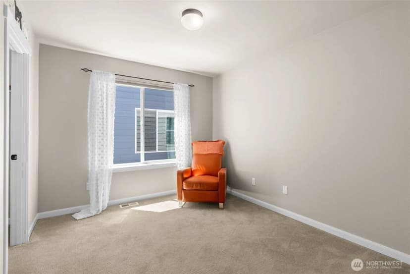 Property photo for 4298 Novak Drive Sw, Port Orchard photo 27