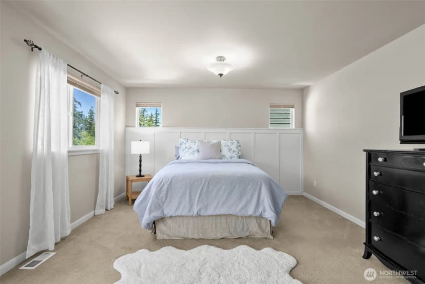 Property photo for 4298 Novak Drive Sw, Port Orchard photo 23