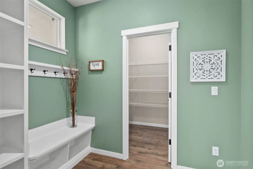 Property photo for 4298 Novak Drive Sw, Port Orchard photo 11