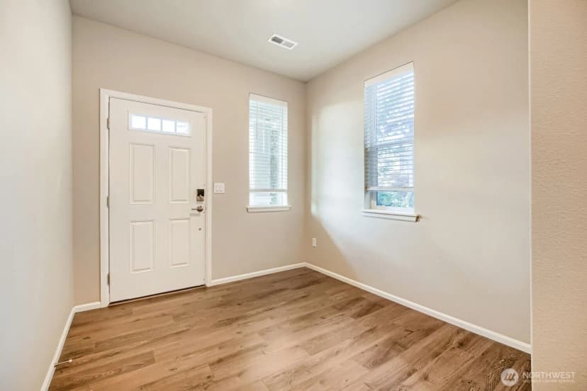 Property photo for 23511 Tahoma Place, Black Diamond photo 16