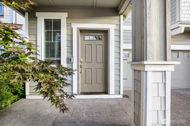 Property photo for 23511 Tahoma Place, Black Diamond photo 2