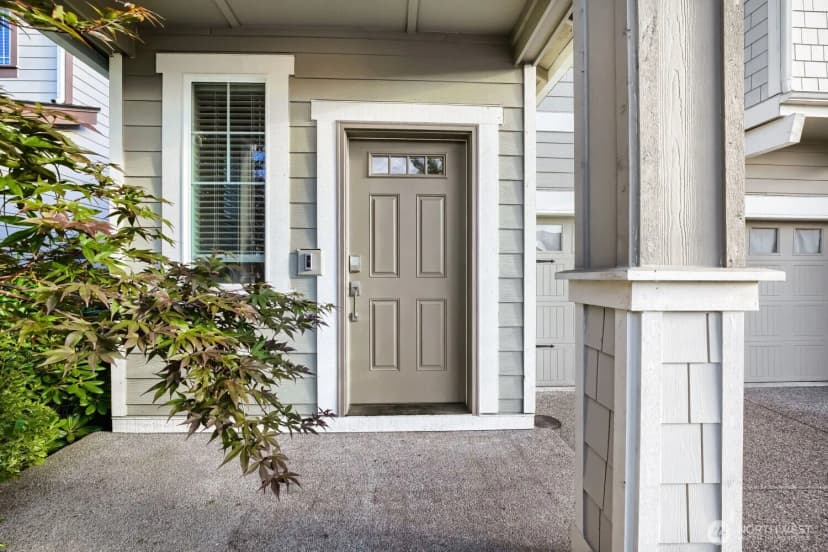 Property photo for 23511 Tahoma Place, Black Diamond photo 2