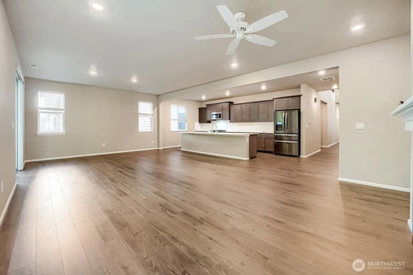 Property photo for 23511 Tahoma Place, Black Diamond photo 13