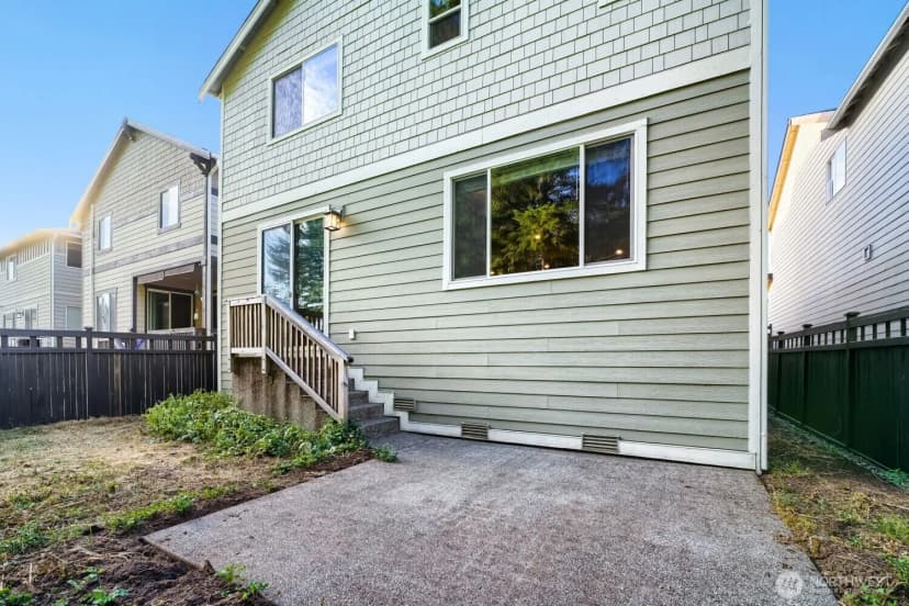 Property photo for 23511 Tahoma Place, Black Diamond photo 27