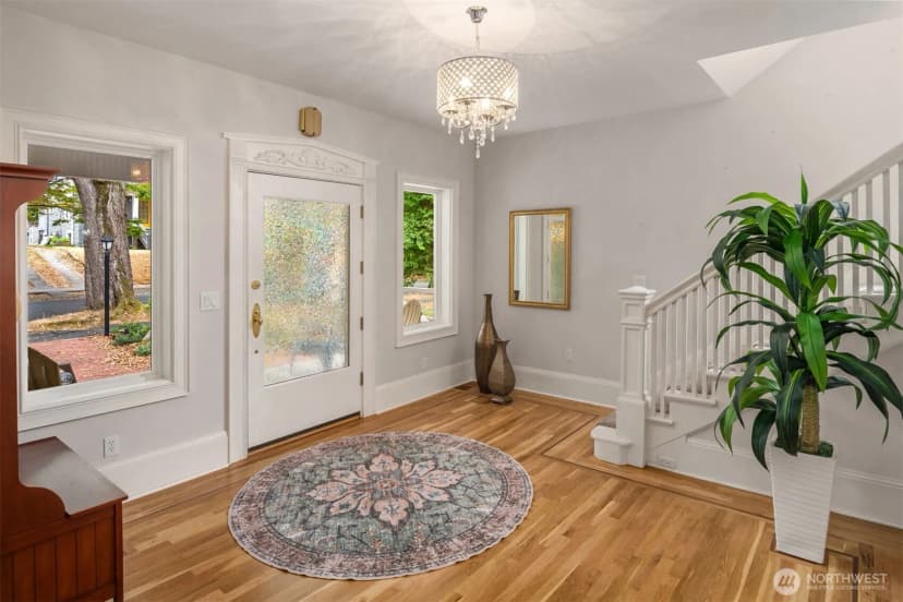 Property photo for 822 W Fulton Street, Seattle photo 7