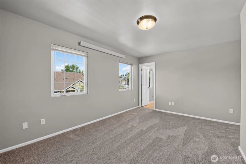 Property photo for 6514 Oklahoma Street Se, Lacey photo 11