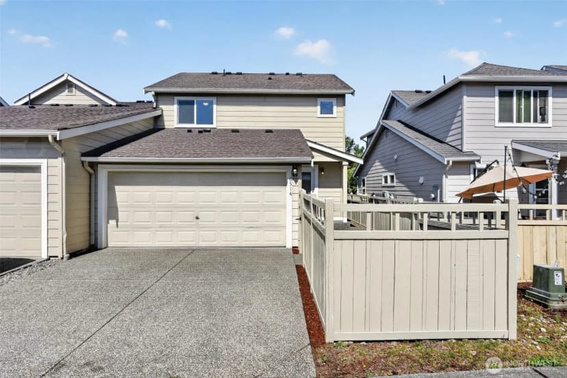 Property photo for 6514 Oklahoma Street Se, Lacey photo 2