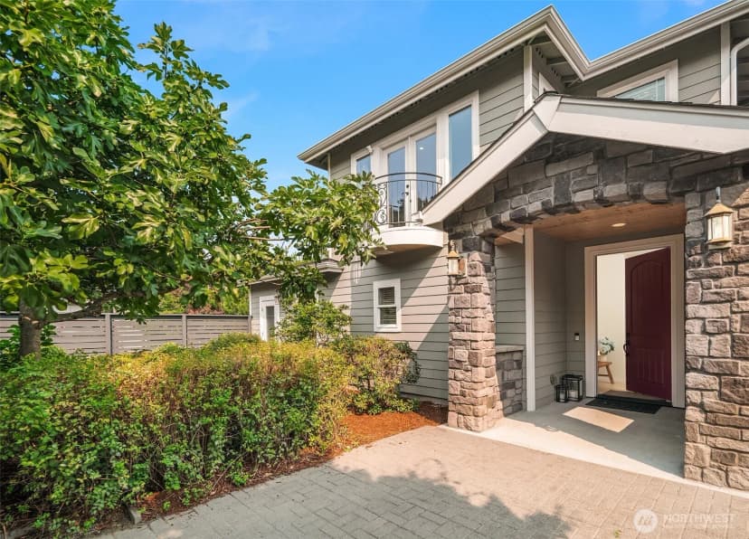 Property photo for 25764 Gold Beach Drive Sw, Vashon photo 13
