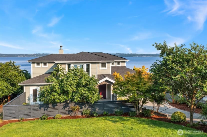 Property photo for 25764 Gold Beach Drive Sw, Vashon photo 3