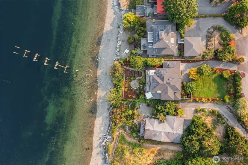 Property photo for 25764 Gold Beach Drive Sw, Vashon photo 11