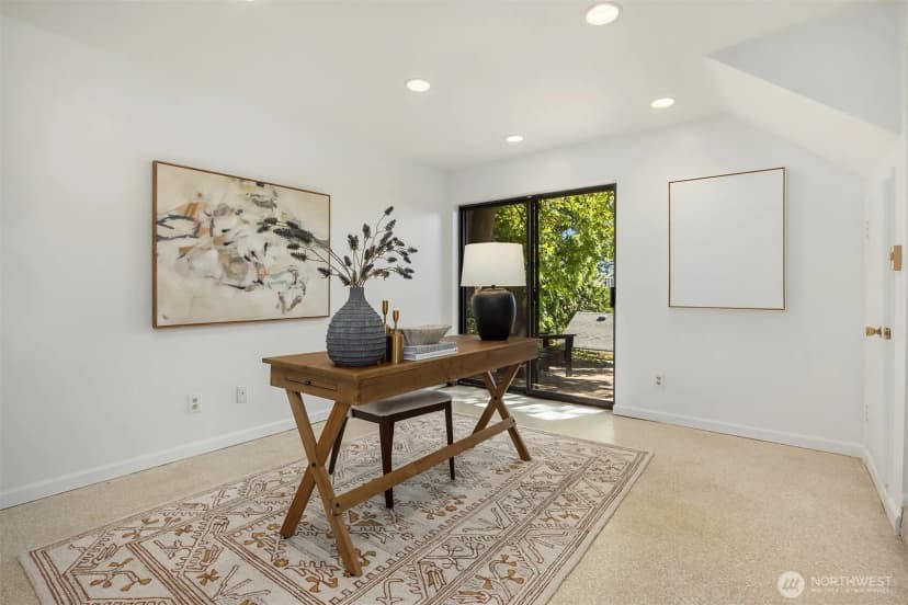 Property photo for 2424 E Mercer Street, Seattle photo 17