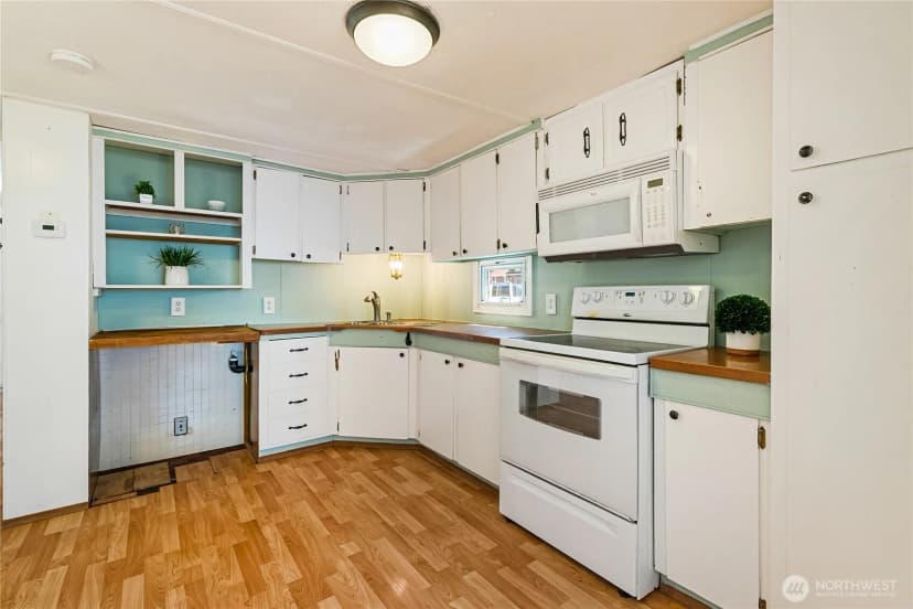 Property photo for 8080 Harborview #167, Blaine photo 13