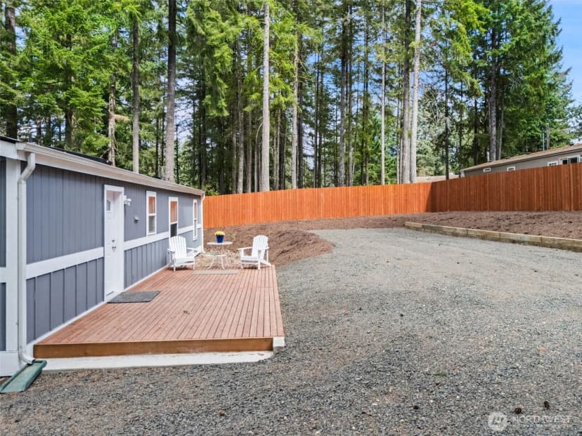 Property photo for 160 E Clonakilty Drive, Shelton photo 4