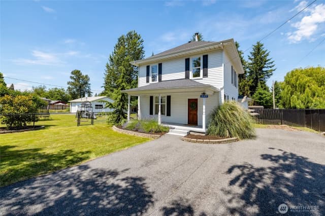 Property photo for 24499 E State Street, Sedro Woolley photo 2