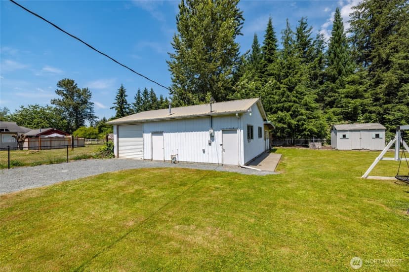 Property photo for 24499 E State Street, Sedro Woolley photo 34