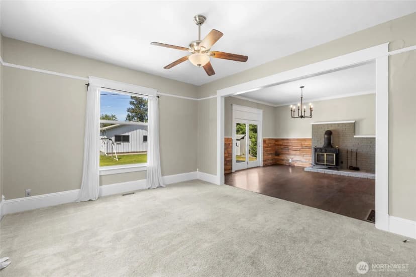 Property photo for 24499 E State Street, Sedro Woolley photo 8
