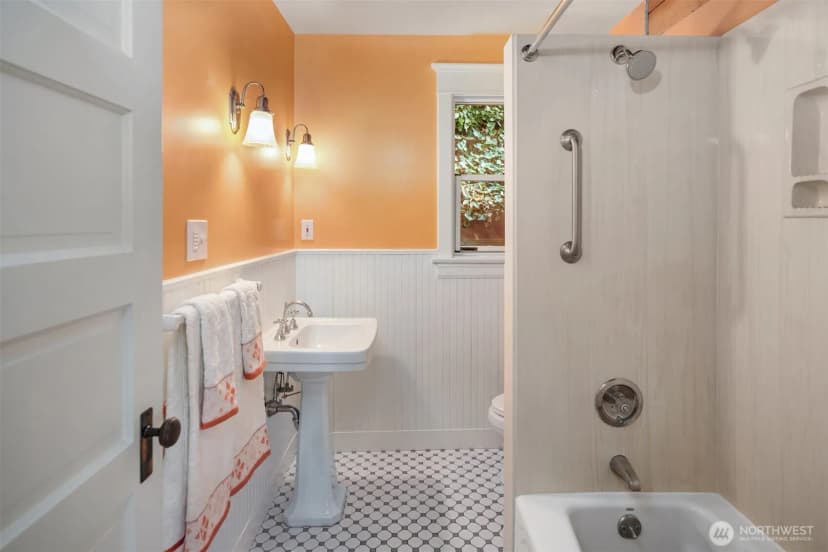 Property photo for 708 W Prospect Street, Seattle photo 17