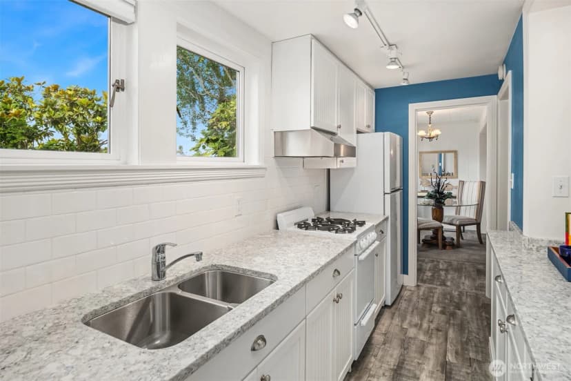 Property photo for 708 W Prospect Street, Seattle photo 32