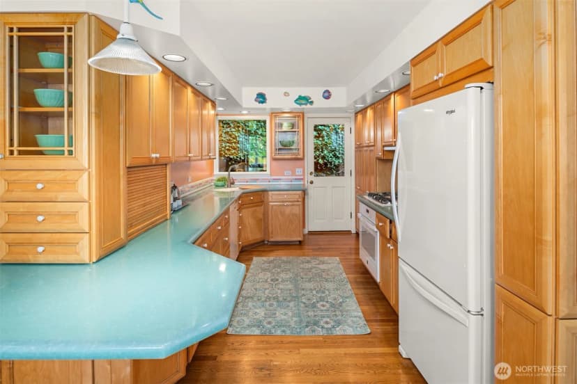 Property photo for 708 W Prospect Street, Seattle photo 12